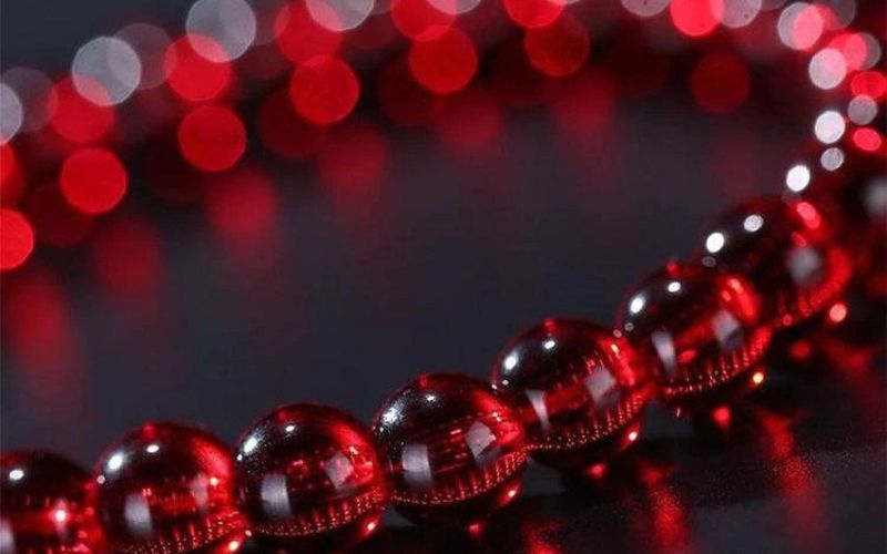 Red Garnet Bracelet: Meaning, Benefits, and Healing Properties