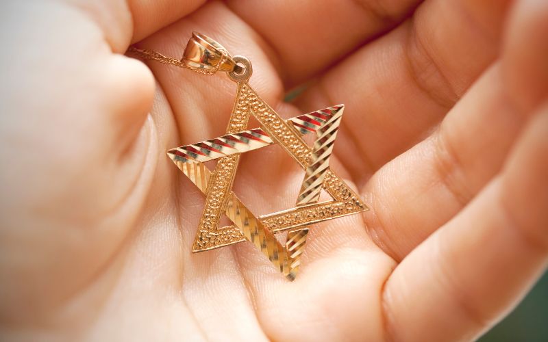 What is the Star of David? The Spiritual Meaning of This Six-Pointed Star
