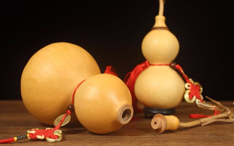 The Wu Lou is a sacred gourd that has been used in feng shui for centuries. This amulet is known to be one of the most powerful feng shui symbols for good health., The Wu Lou is a symbol of good The Wu Lou is a sacred gourd that has been used in feng shui for centuries. This amulet is known to be one of the most powerful feng shui symbols for good health., The Wu Lou is a symbol of good