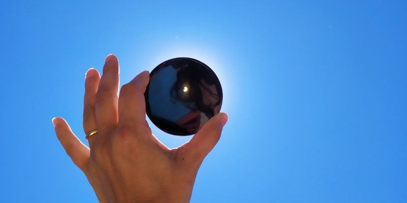 How to Cleanse Your Obsidian Crystal: 6 Safe Methods