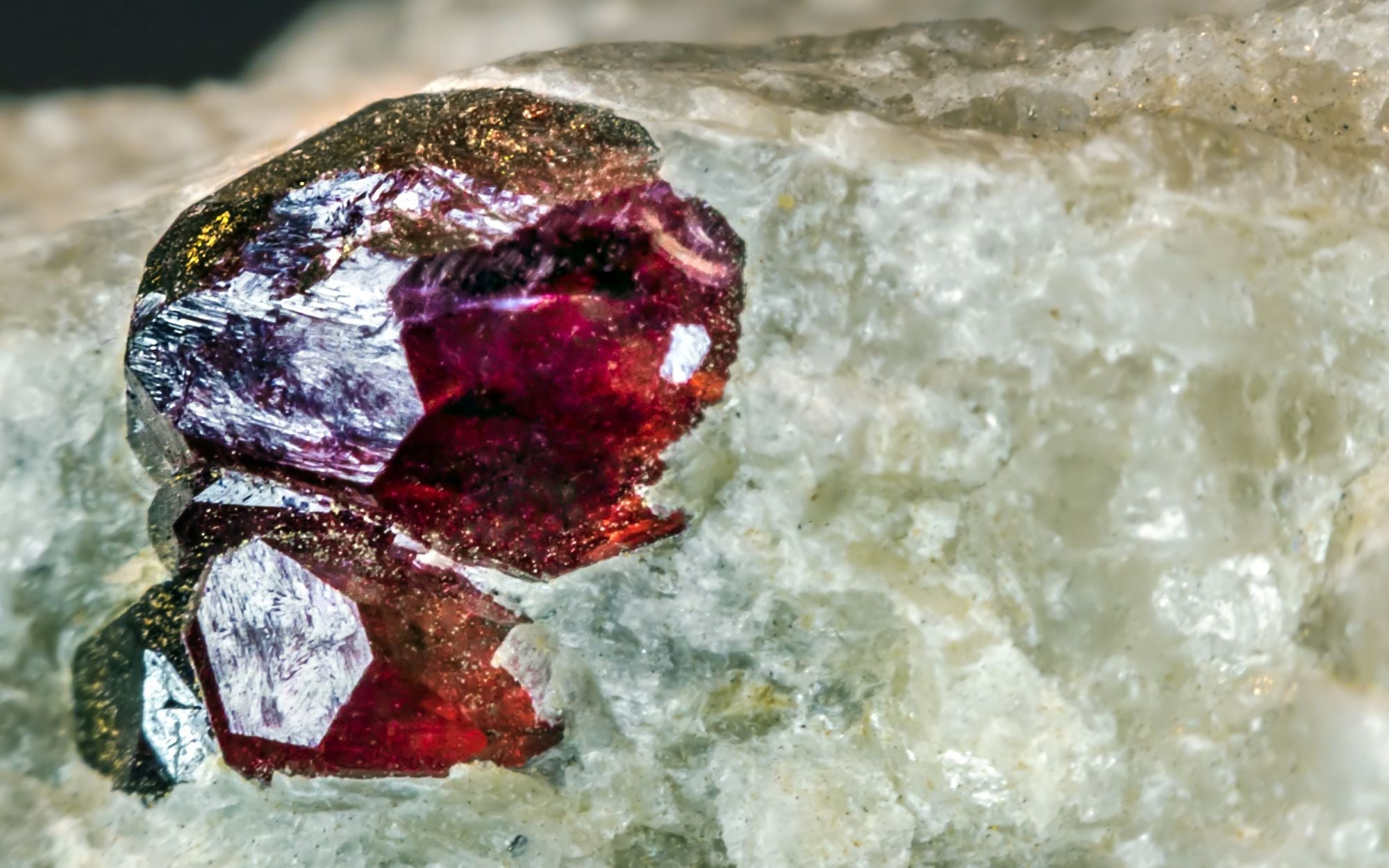 how much is garnet worth