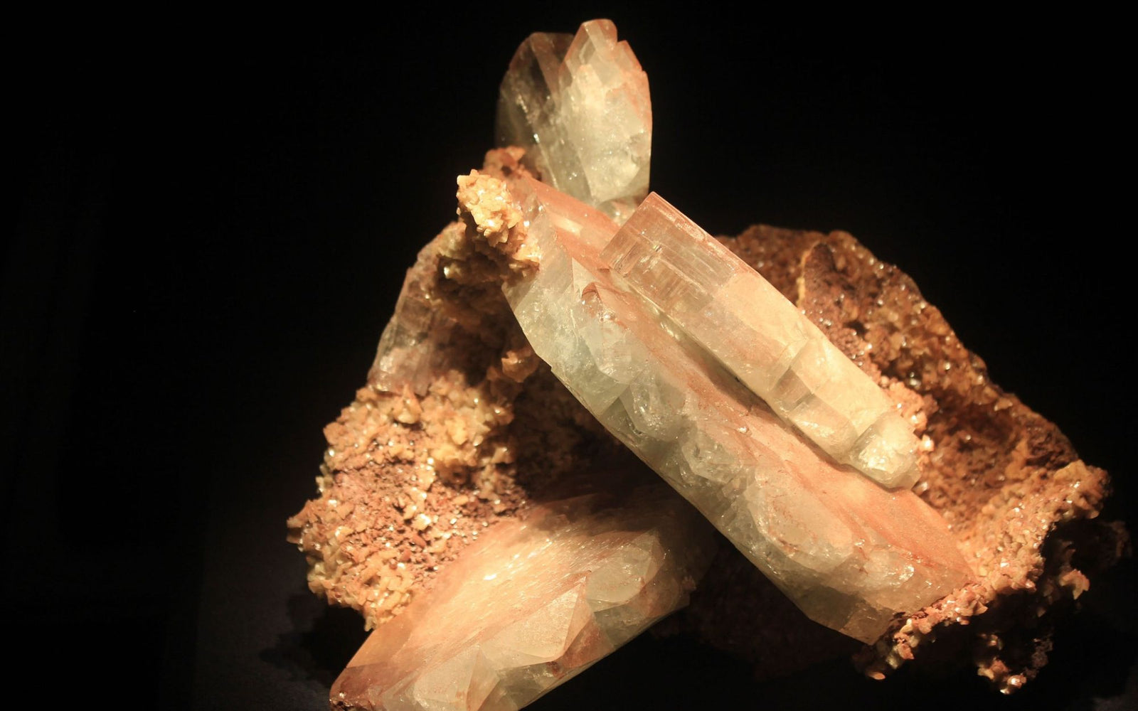 Barite: significato, proprietà metafisiche e vantaggi - Guida completa