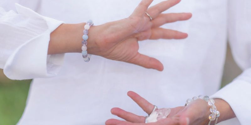 how to manifest happiness with crystals