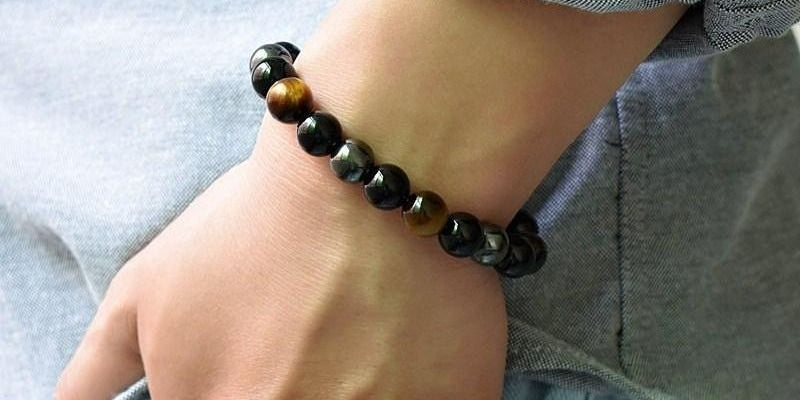 how to wear the triple protection bracelet