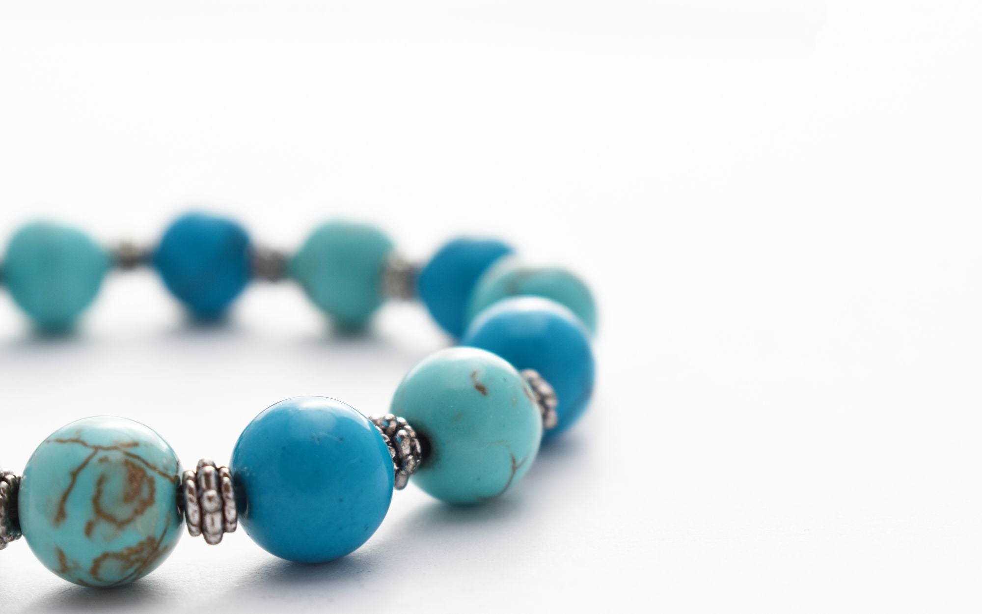 RE-ENERGIZE CHAKRAS NATURAL BRACELET | Nature bracelets, Silver flower  bracelet, Turquoise bead bracelet
