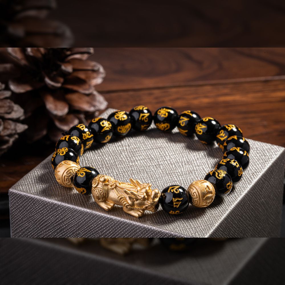 Buy GEMTUB Feng Shui Black Obsidian Pixiu|Om mani Bracelet Wealth Good Luck  Dragon with Gold Plated Pi Xiu/Pi Yao Attract Luck and Wealth 12mm beads  size (SinglePixuBracelet) at Amazon.in