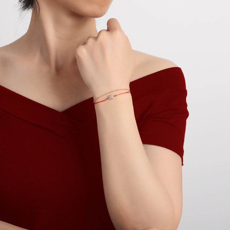 Red String Lucky Clover Bracelet - Buddha & Karma