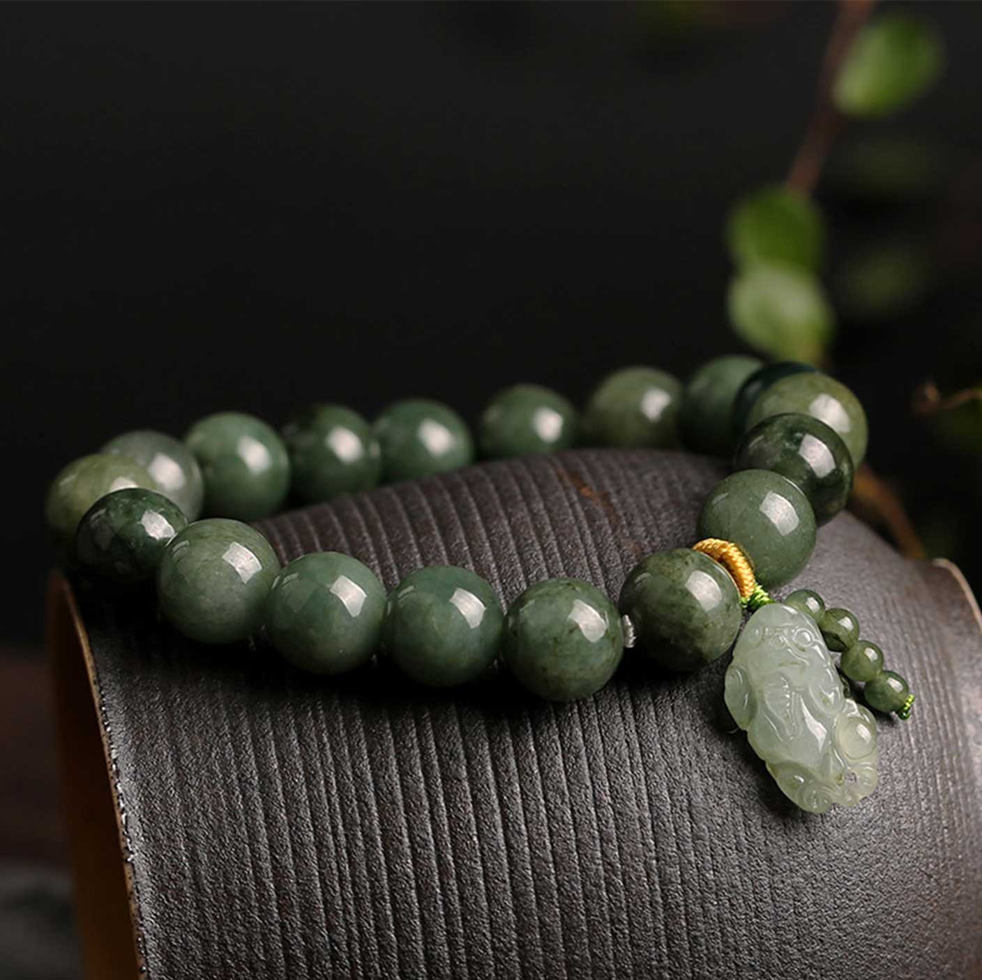 Green Jade Bracelet with Pixiu - Invite Wealth & Calming Energies - Buddha & Karma